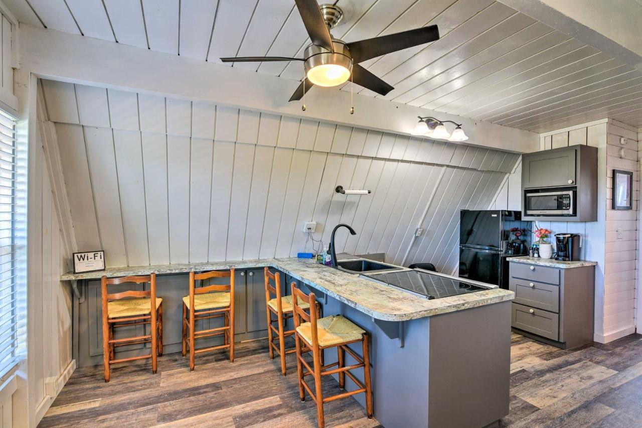 A-Frame Home With Deck - 2 Blocks To Surfside Beach! Buitenkant foto
